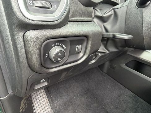 Used 2026 RAM 1500 Express AWD/4WD image 20