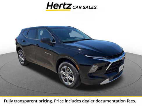 Used 2026 Chevrolet Blazer LT FWD image 1