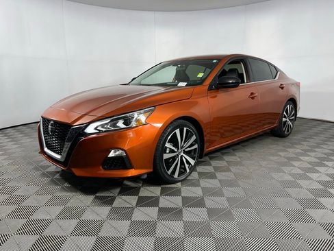 Used 2022 Nissan Altima 2.5 SR image 10