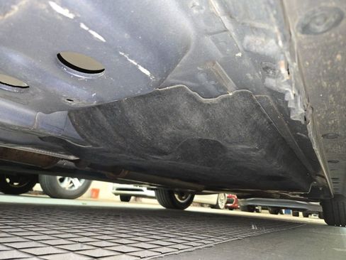 Used 2013 Buick LaCrosse Leather image 17