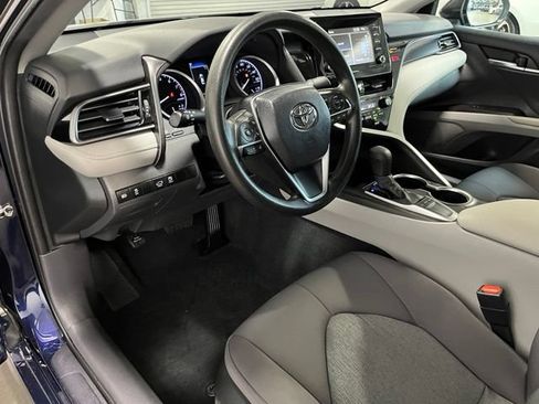 Used 2022 Toyota Camry LE FWD image 19