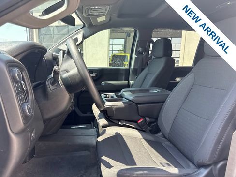 Used 2025 Chevrolet Silverado 2500 Custom w/ Custom Value Package AWD/4WD image 16