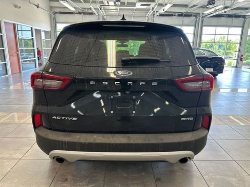 Used 2023 Ford Escape Active AWD/4WD image 10