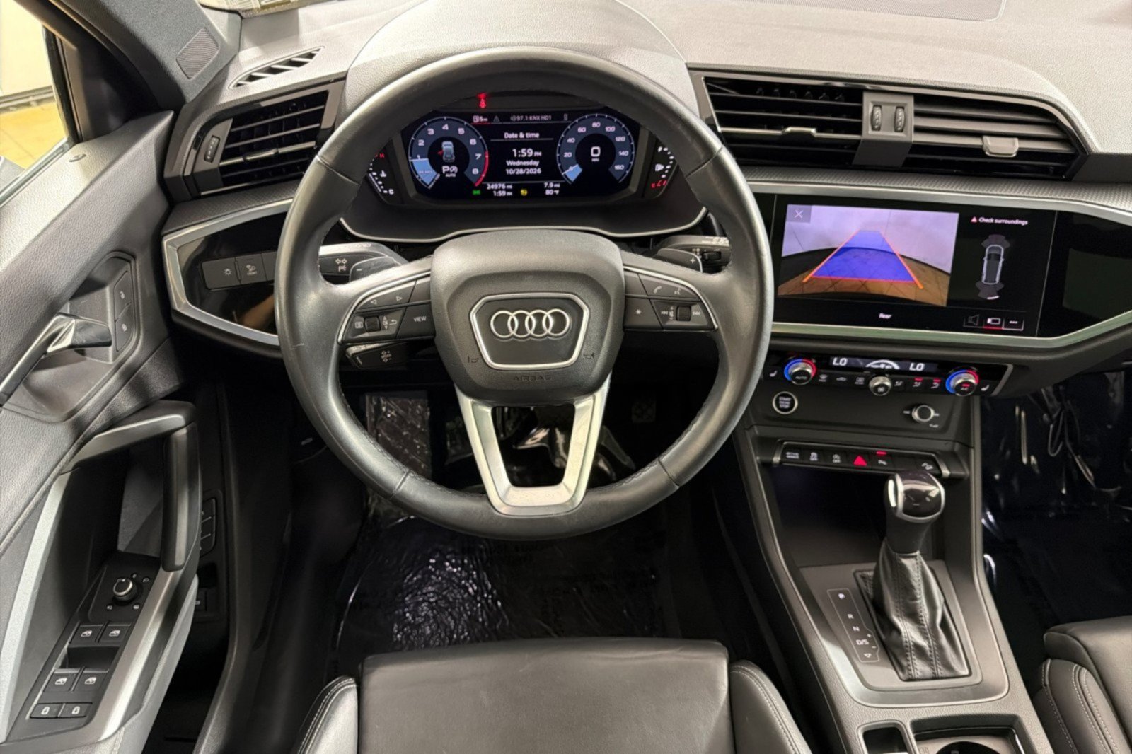 Used 2023 Audi Q3 2.0T Premium w/ Black Optic Sport Package AWD/4WD image 13