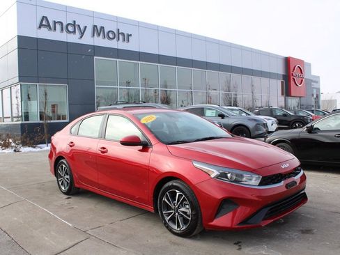 Used 2024 Kia Forte LXS image 1