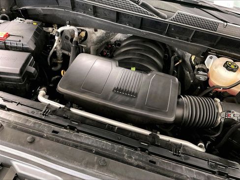 Used 2019 Chevrolet Silverado 1500 LT Trail Boss AWD/4WD image 35