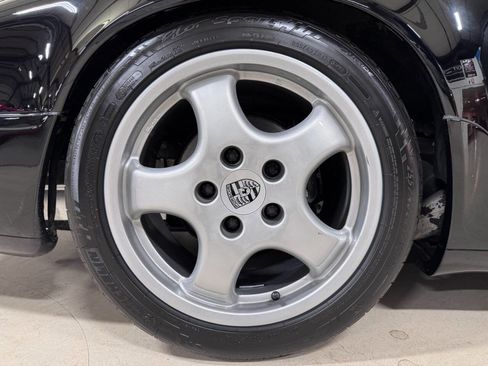 Used 1991 Porsche 911 Carrera image 40
