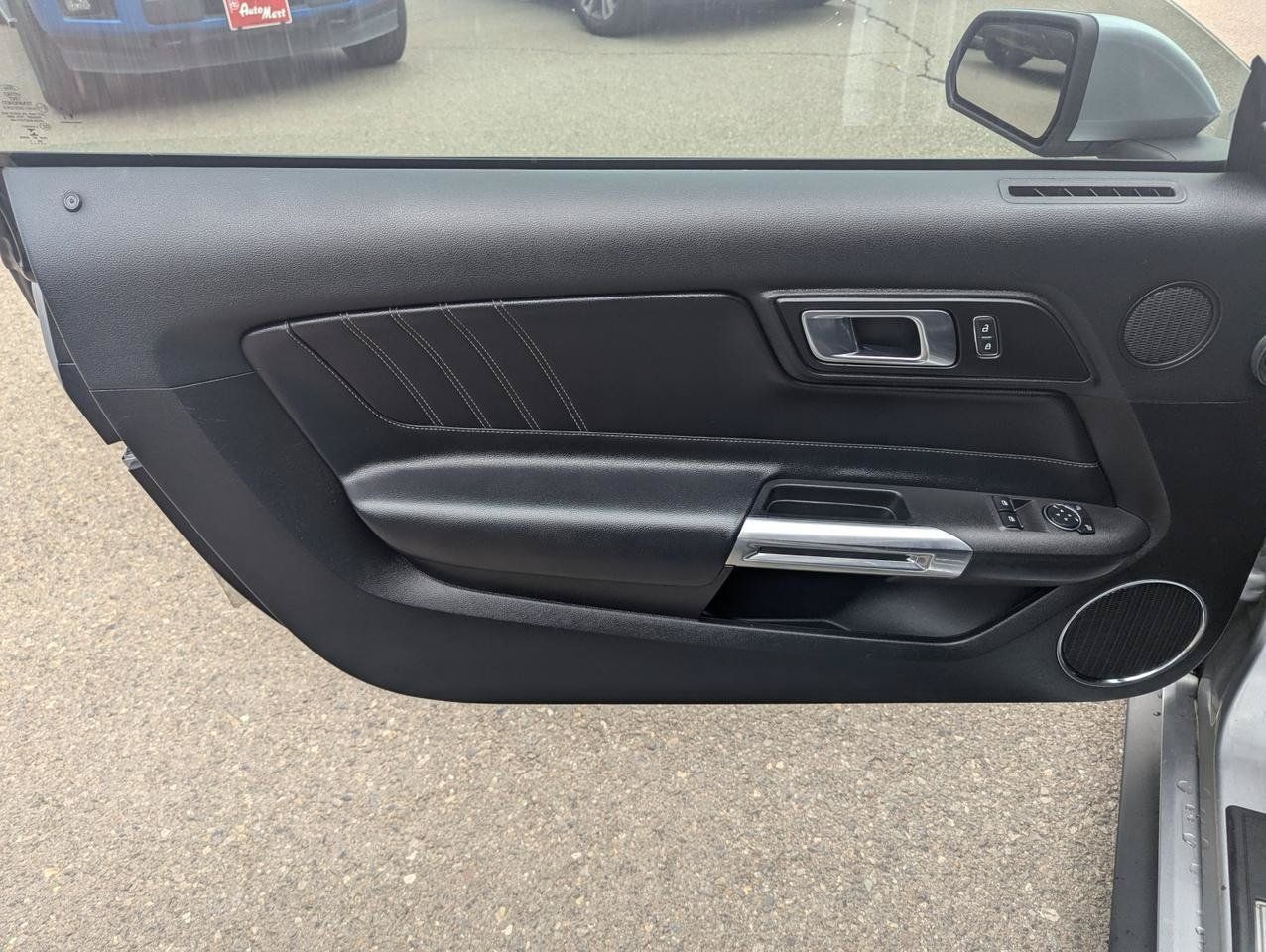 Used 2021 Ford Mustang Premium RWD image 9