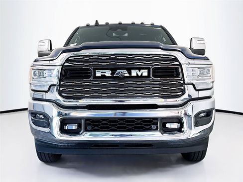 Used 2024 RAM 3500 Limited AWD/4WD image 26
