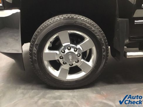 Used 2016 Chevrolet Silverado 2500 LTZ w/ Snow Plow Prep Package AWD/4WD image 25