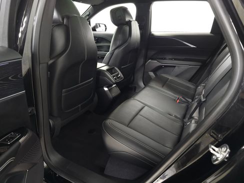 Certified 2024 Cadillac Lyriq Luxury AWD/4WD image 34