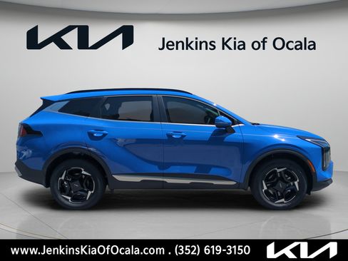 New 2026 Kia Sportage EX w/ EX Panorama Roof Package AWD/4WD image 3