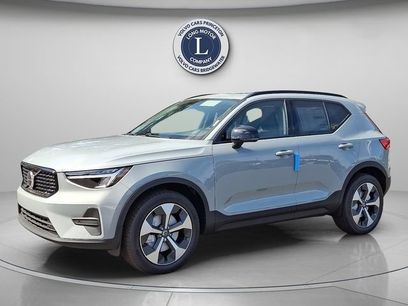 New 2026 Volvo XC40 B5 Core w/ Protection Package Premier