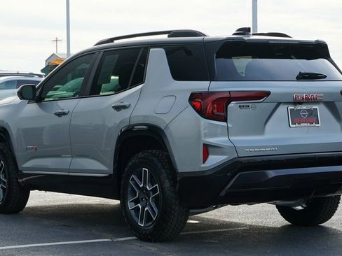 Used 2026 GMC Terrain AT4 w/ Convenience Package III image 7
