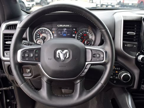 Used 2024 RAM 1500 Big Horn AWD/4WD image 6