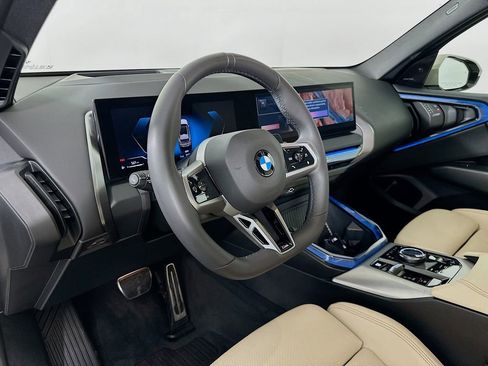 Used 2025 BMW X3 xDrive30i w/ Premium Package AWD/4WD image 9