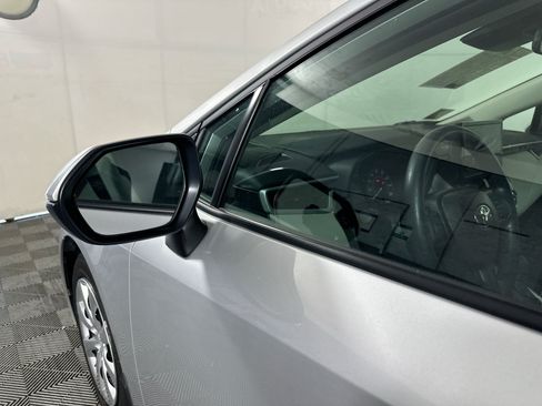 Certified 2025 Toyota Corolla LE FWD image 10