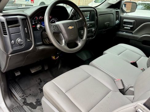 Used 2018 Chevrolet Silverado 1500 W/T w/ WT Convenience Package RWD image 10