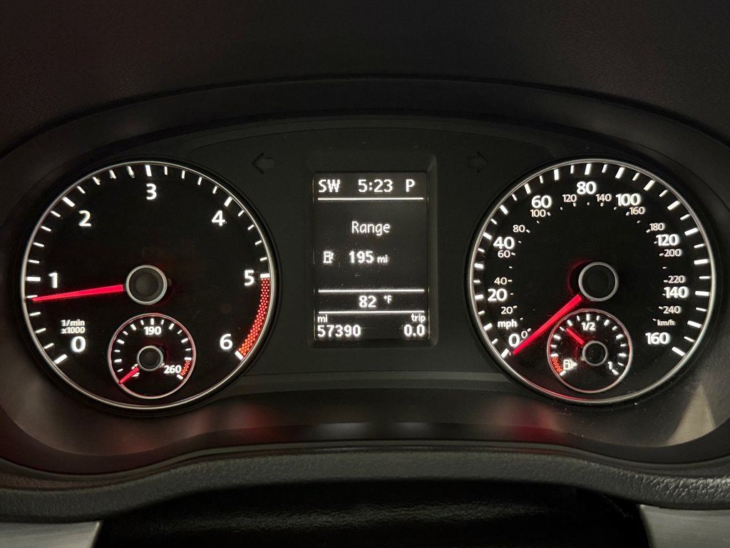 Used 2014 Volkswagen Passat TDI SE FWD image 14