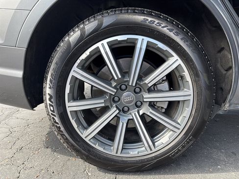 Used 2017 Audi Q7 3.0T Premium Plus AWD/4WD image 17