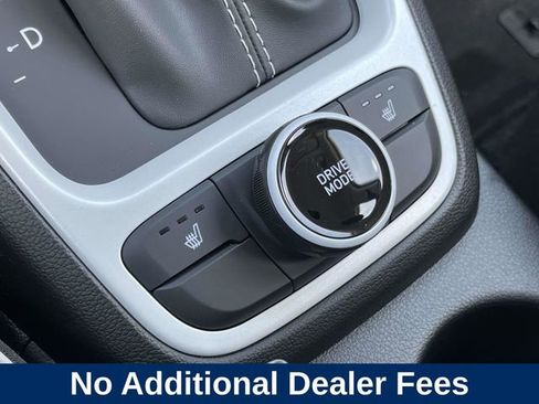 New 2026 Hyundai Venue SEL FWD image 23