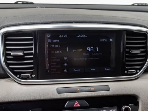 Used 2020 Kia Sportage EX FWD image 16