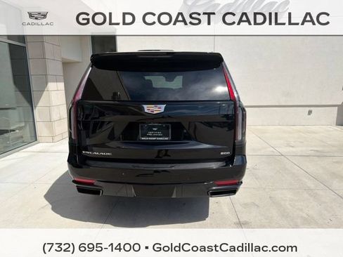 Certified 2024 Cadillac Escalade ESV Sport w/ LPO, Floor Liner Package AWD/4WD image 3