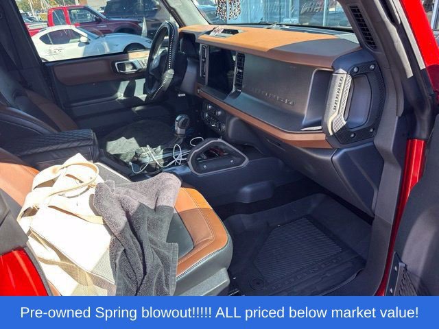 Used 2024 Ford Bronco Outer Banks AWD/4WD image 15