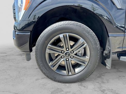 Used 2022 Ford F150 XLT w/ Equipment Group 302A High AWD/4WD image 17