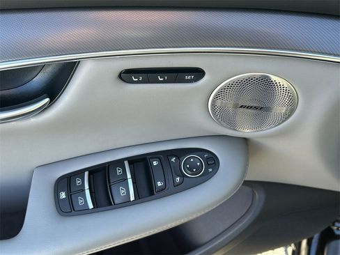 Certified 2024 INFINITI QX50 Luxe image 16