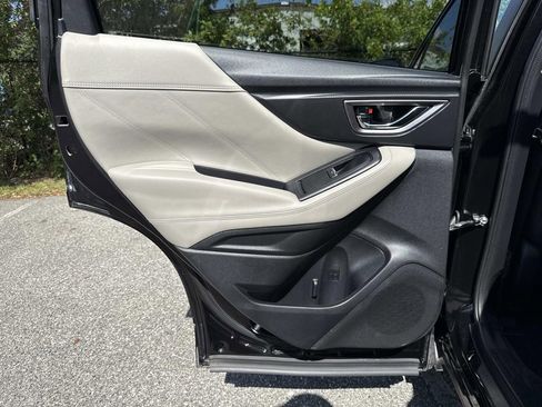 Used 2019 Subaru Forester Limited AWD/4WD image 13
