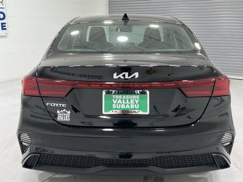 Used 2023 Kia Forte LXS image 7