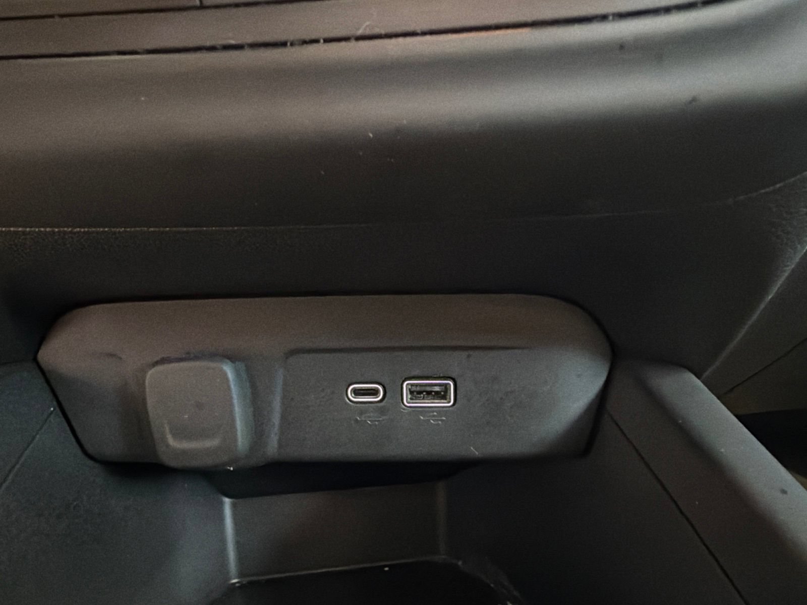 Used 2024 Chevrolet Trax LS w/ LS Convenience Package FWD image 19