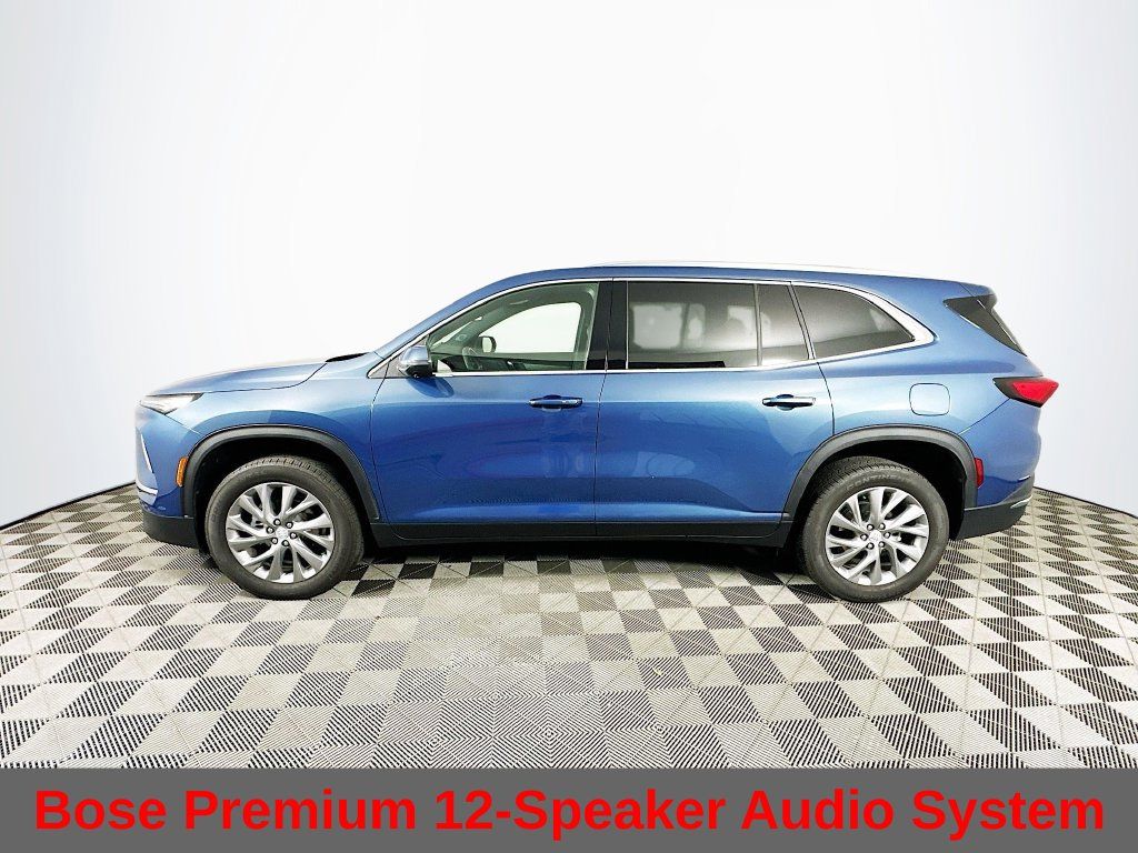 Used 2025 Buick Enclave Preferred FWD image 7