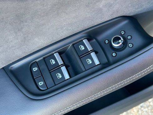 Used 2023 Audi SQ7 Premium Plus image 79