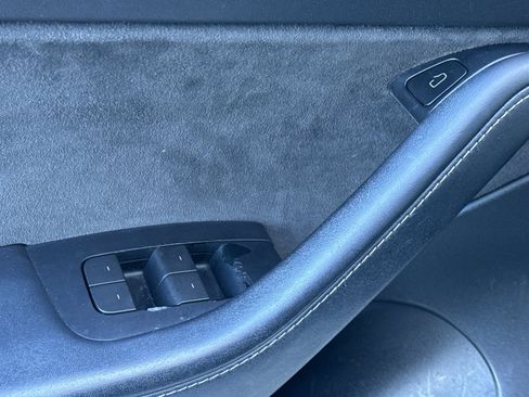 Used 2023 Tesla Model 3 Standard Range RWD image 14