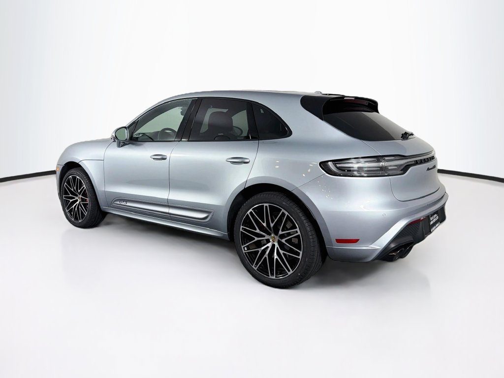 Certified 2024 Porsche Macan GTS AWD/4WD image 3