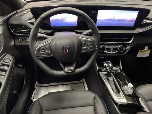 Used 2026 Buick Envista Sport Touring w/ Convenience I Package FWD image 9