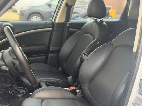 Used 2013 MINI Cooper Countryman image 9