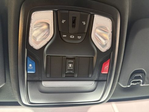 Used 2024 RAM 2500 Tradesman w/ Chrome Appearance Group image 7