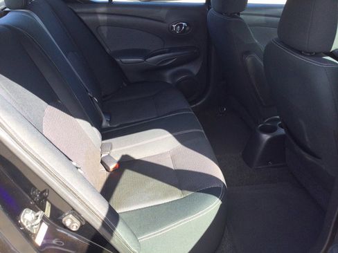 Used 2015 Nissan Versa w/ SL Tech Package FWD image 23