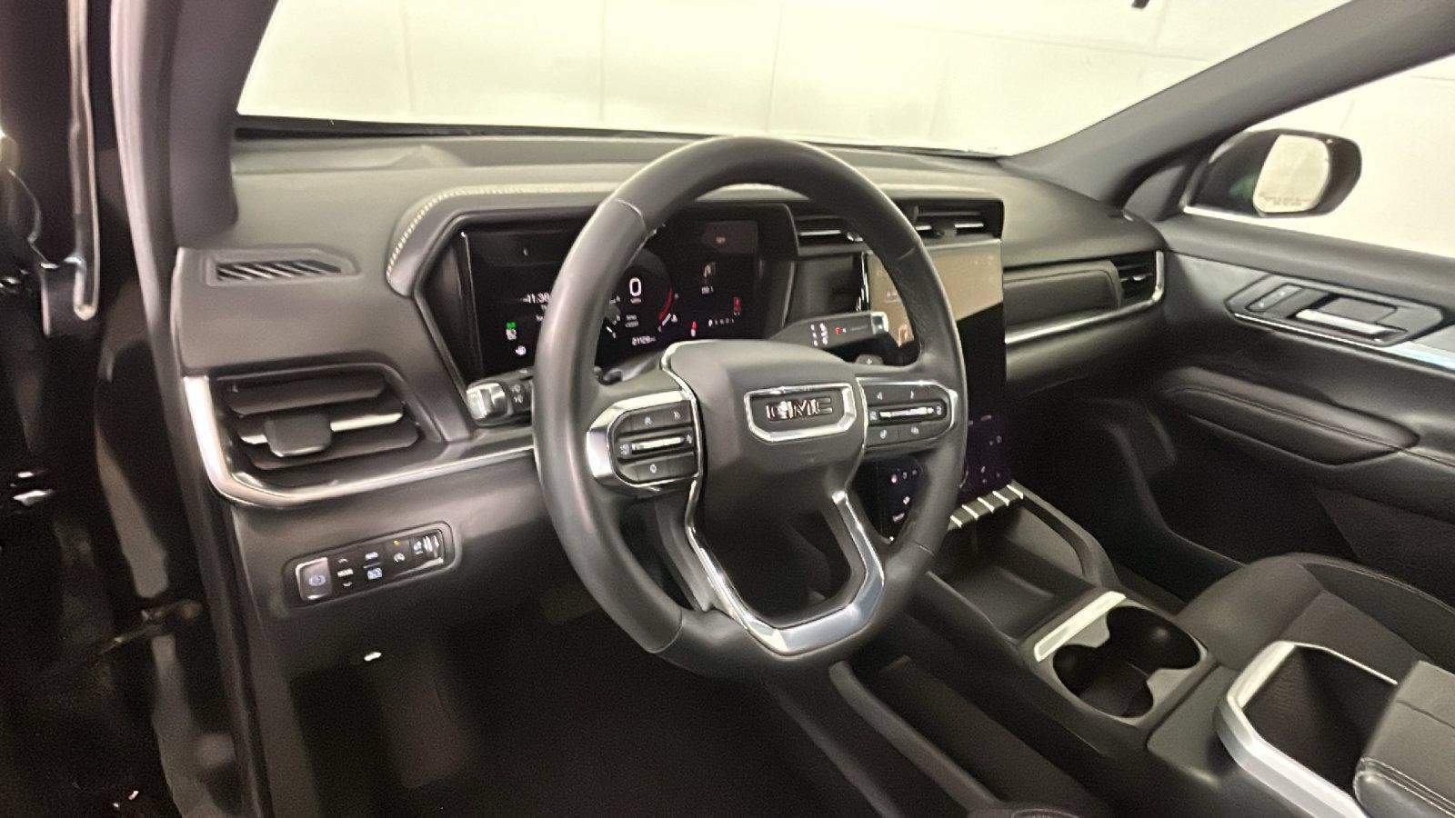 Used 2026 GMC Terrain Elevation AWD/4WD image 16