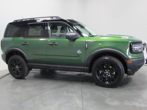 New 2025 Ford Bronco Sport Outer Banks w/ Sasquatch Outer Banks Package image 4