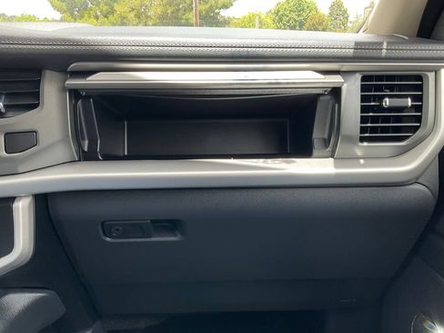 Used 2024 Ford Expedition Max XLT AWD/4WD image 40