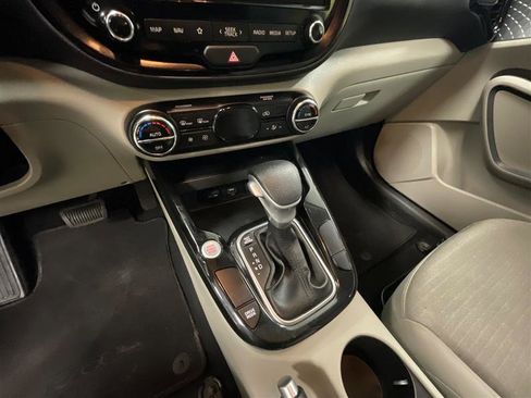 Used 2022 Kia Soul S image 16
