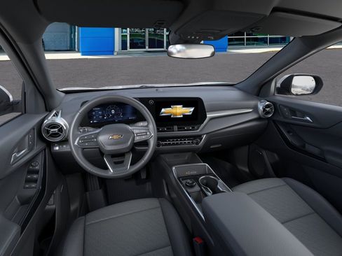 New 2026 Chevrolet Equinox LT w/ Convenience Package II FWD image 15
