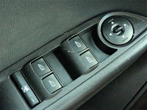 Used 2016 Ford Focus SE image 20