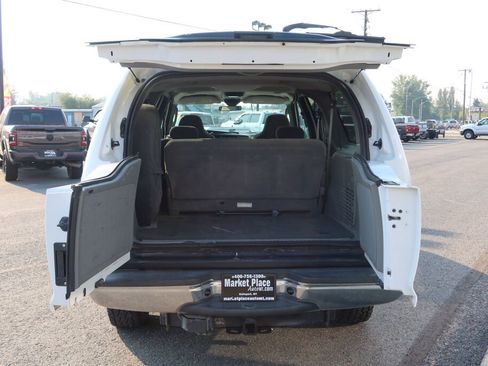 Used 2004 Ford Excursion XLT image 20