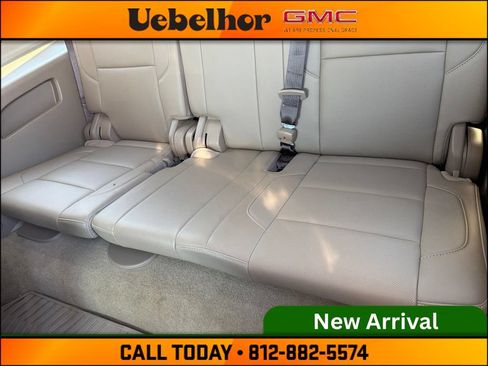 Used 2018 GMC Yukon XL SLT w/ Open Road Package AWD/4WD image 23