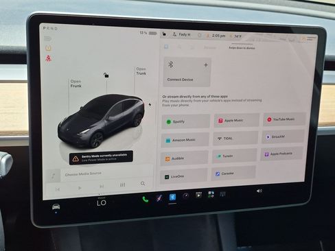 Used 2025 Tesla Model Y Long Range RWD image 15
